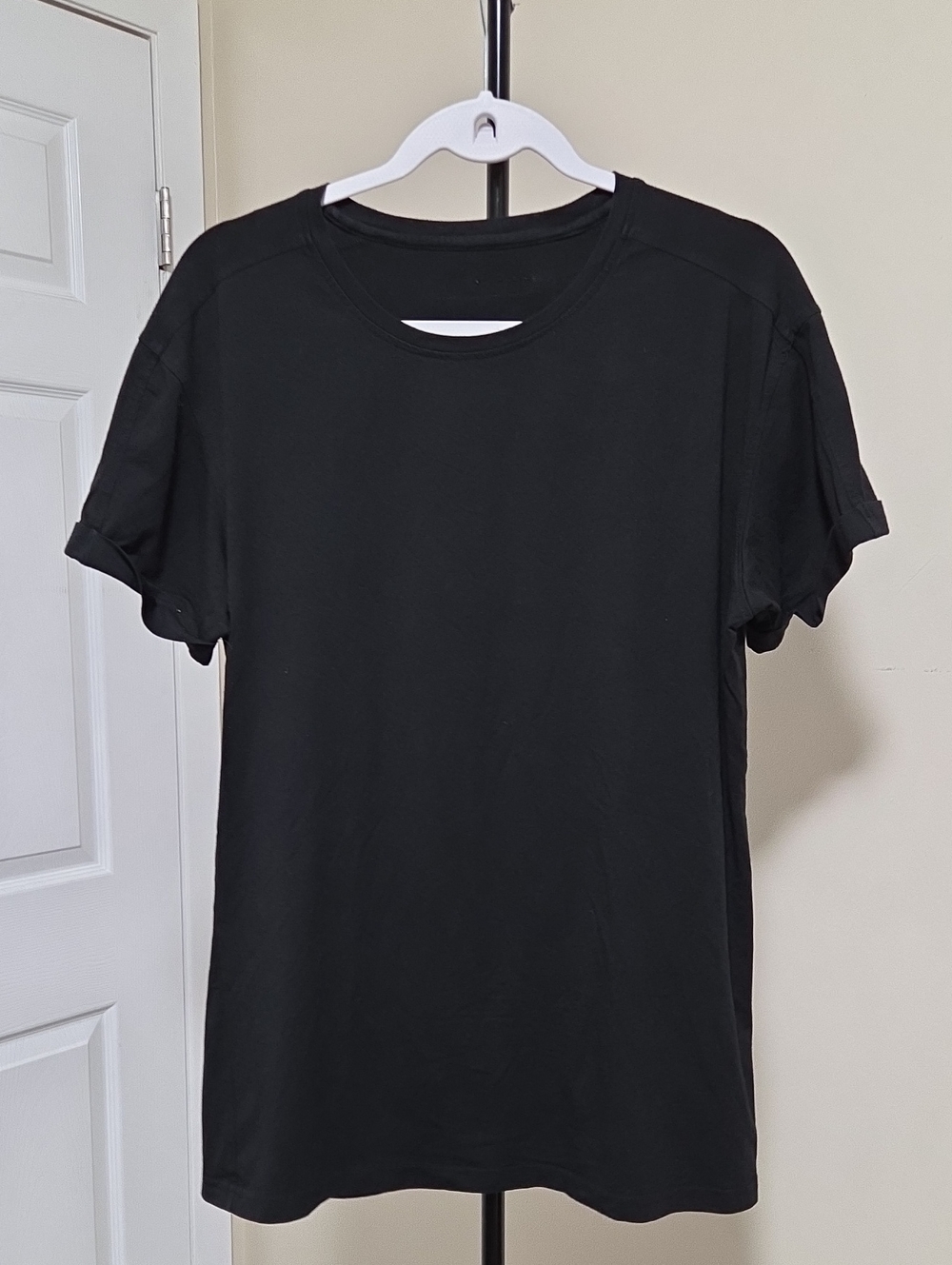 Alphalete Black Short Sleeve Crewneck Tee